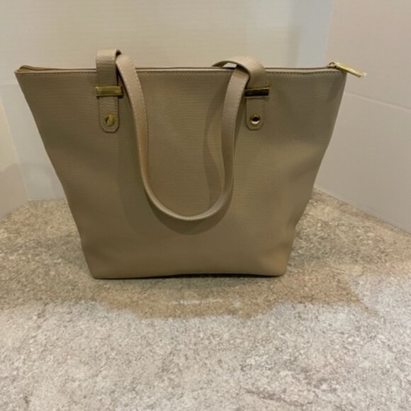 Joy Christie City Beige Leather Tote with RFID Protection - Picture 2 of 4